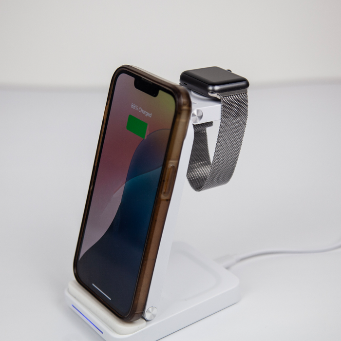 3 in 1 Deluxe Fast Charging Station - Image 2
